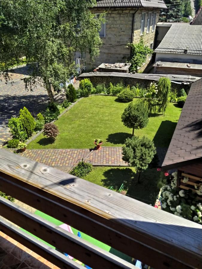 Guest House Shafran Yaremche Exterior photo
