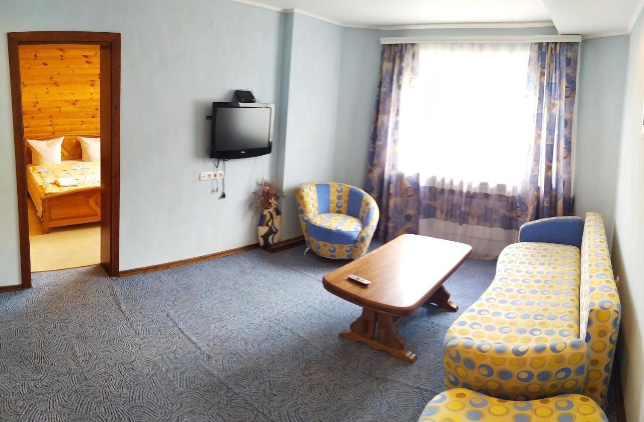 Guest House Shafran Yaremche Exterior photo