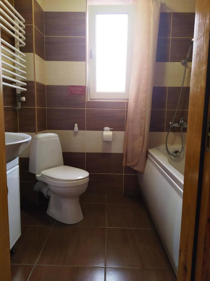 Guest House Shafran Yaremche Exterior photo