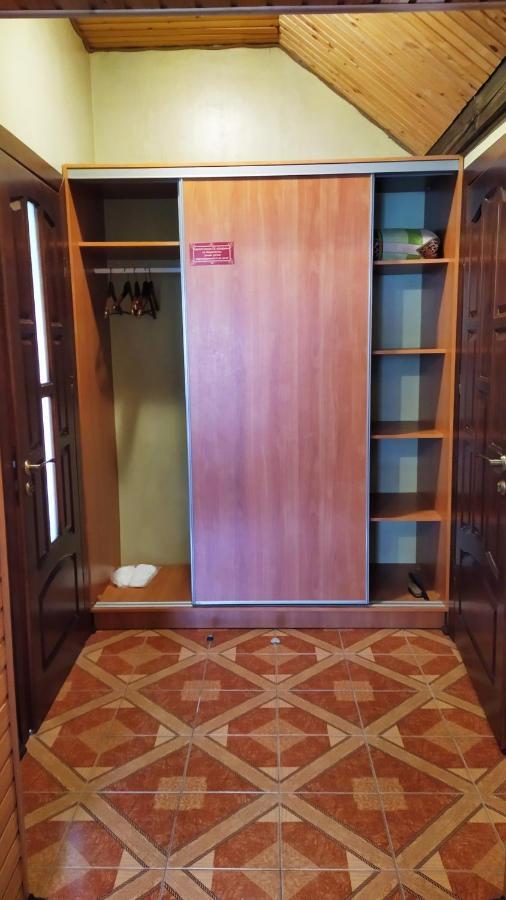 Guest House Shafran Yaremche Exterior photo